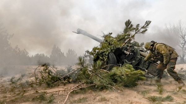 Российские военные уничтожили склад боеприпасов и пехоту ВСУ в районе Белогоровки<br />
